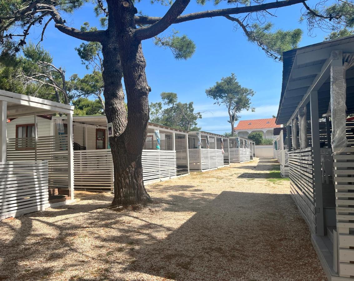 Dalmacia Mobile Homes And Caravans At The Beach Privlaka  Exteriör bild