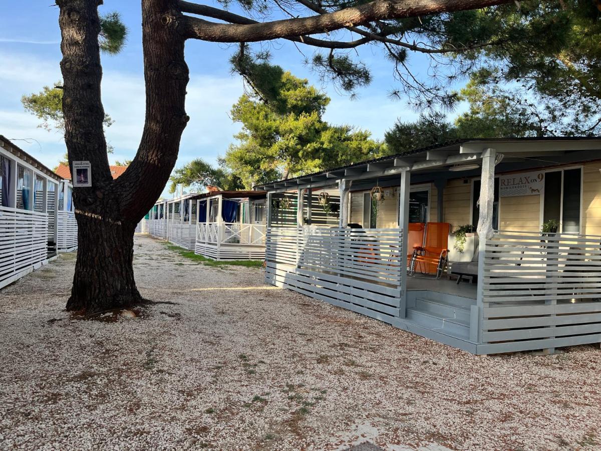 Dalmacia Mobile Homes And Caravans At The Beach Privlaka  Exteriör bild